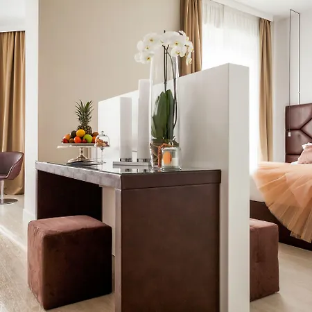 Miramare The Palace 5*